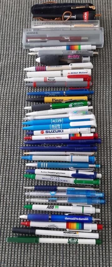 lot van 35 stylo's (reclame)