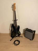 Sire Marcus Miller V3-4 string bass + Fender Rumble 15W AMP!, Muziek en Instrumenten, Snaarinstrumenten | Gitaren | Bas, Ophalen