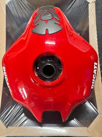 Reservoir Ducati SuperSport 950 beschikbaar voor biedingen