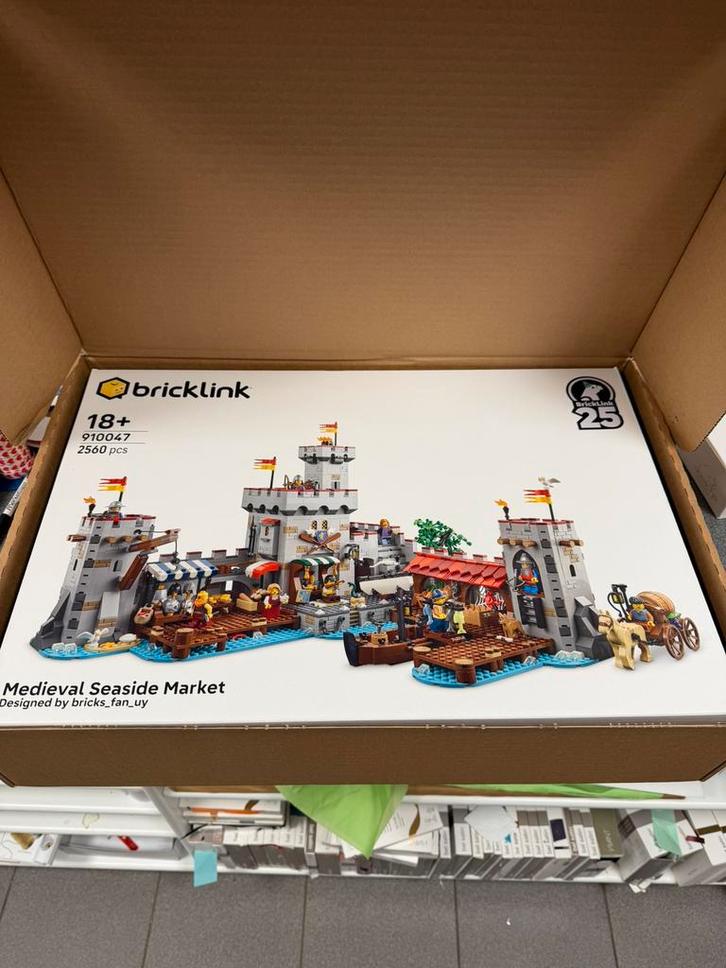 LEGO Bricklink Medieval Seaside Market (910047), Kinderen en Baby's, Speelgoed | Duplo en Lego, Nieuw, Lego, Complete set, Ophalen
