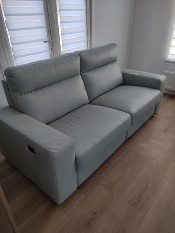 Poltronsofa 3 zit 2 electrische zetel echt leder nieuwstaat  beschikbaar voor biedingen