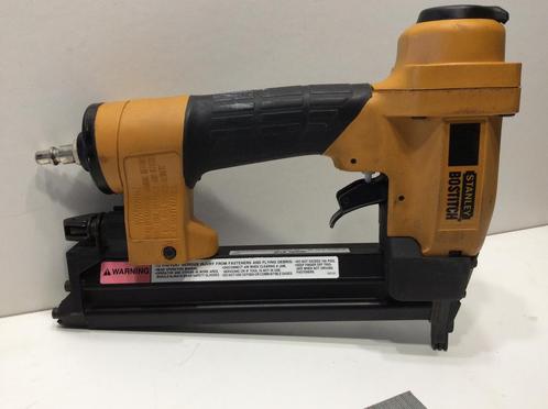 Bostitch nagelmachine BT35 Stanley, Doe-het-zelf en Bouw, Hout en Planken, Gebruikt, Ophalen of Verzenden