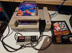 Nes console met controler en tetris en mario bros spotprijs, Games en Spelcomputers, Spelcomputers | Nintendo NES, Ophalen