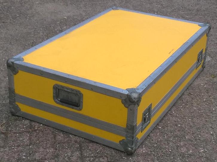 Flightcase 103 x 62 x 25 cm, Musique & Instruments, Boîtiers & Valises, Utilisé, Autres instruments, Flight case, Enlèvement