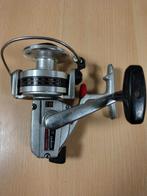 MOLEN DAIWA 2500 C ( made in Japan ), Ophalen of Verzenden, Zo goed als nieuw, Molen