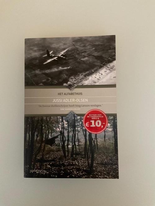 Het Alfabethuis - Jussi Adler Olsen, Boeken, Detectives, Zo goed als nieuw, Ophalen