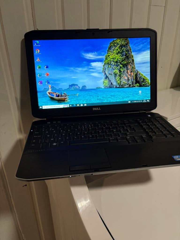 PC Portable Dell i5 8Go ram, Informatique & Logiciels, Ordinateurs portables Windows, Comme neuf, 17 pouces ou plus, HDD, 2 à 3 Ghz