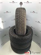 winter spijkerbanden 205/60R16 Michelin 205/60 R16 205/60/16, Auto-onderdelen, Banden en Velgen, Ophalen, Gebruikt, 16 inch, Band(en)