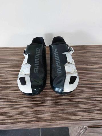 Shimano racefietsschoenen R171 beschikbaar voor biedingen