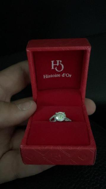 Bague histoire d'or, Enlèvement, Comme neuf
