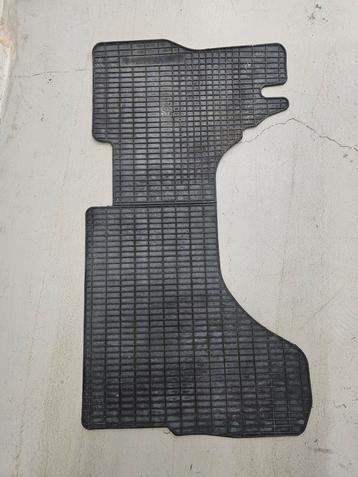 Nieuwe Mat voor camionette / iveco/ rubber/ antislip  beschikbaar voor biedingen