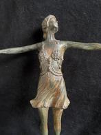Bronzen dansend meisje Pierre Chenet 36,5 cm zuiver brons, Antiquités & Art, Enlèvement ou Envoi