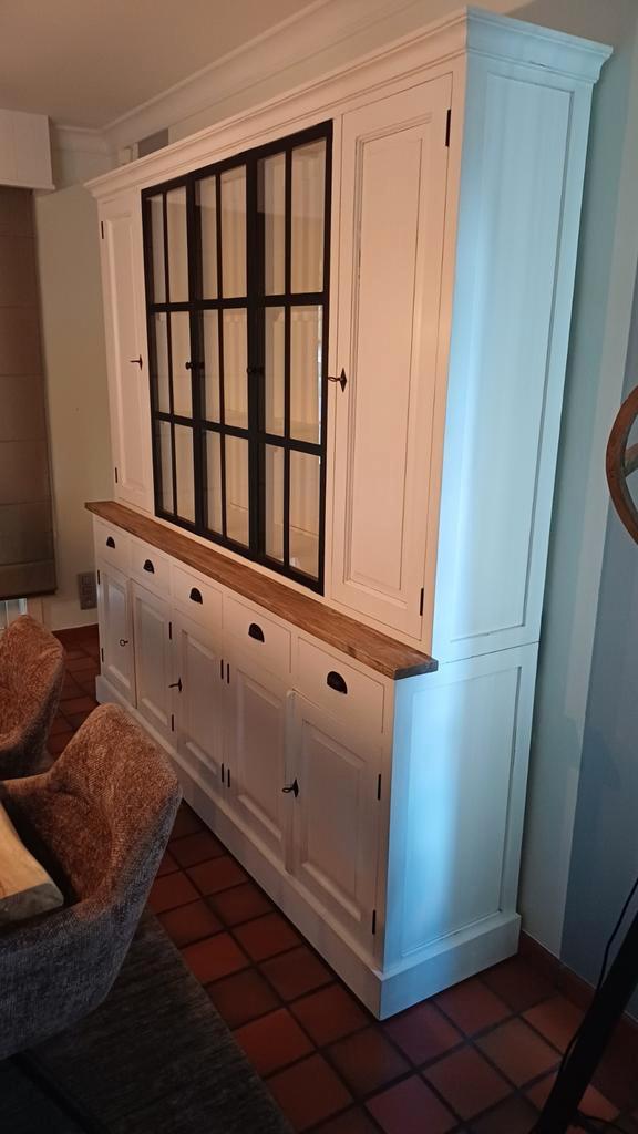 LUXE  BUFFETKAST  - VITRINEKAST  ( NIEUW), Huis en Inrichting, Kasten | Buffetkasten, Ophalen