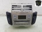 RADIO Toyota Yaris II (P9) (|8612052480|8612052481|), Gebruikt, Toyota