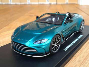 Aston Martin V12 Vantage Roadster 2023 1:18 GT Spirit GT445 beschikbaar voor biedingen