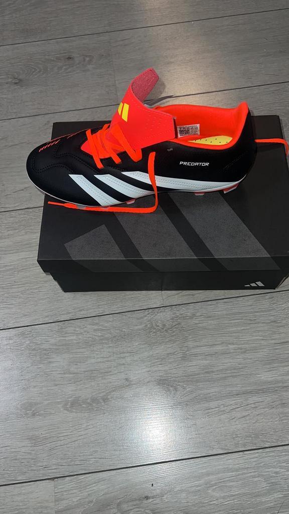 Chaussures de foot, Audio, Tv en Foto, Televisie-accessoires