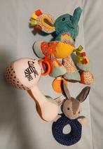 Babyspeelgoed- 2 rammelaars-speelkubus- olifantje, Kinderen en Baby's, Ophalen, Zo goed als nieuw, Rammelaar, Met geluid