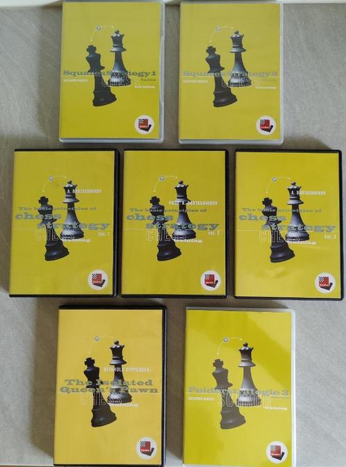 schaaktrainingen software (19 stuks), Hobby en Vrije tijd, Gezelschapsspellen | Bordspellen, Zo goed als nieuw, Een of twee spelers