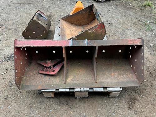 3 graafbakken 30 / 60 / 120, Zakelijke goederen, Machines en Bouw | Kranen en Graafmachines, Graafmachine, Ophalen