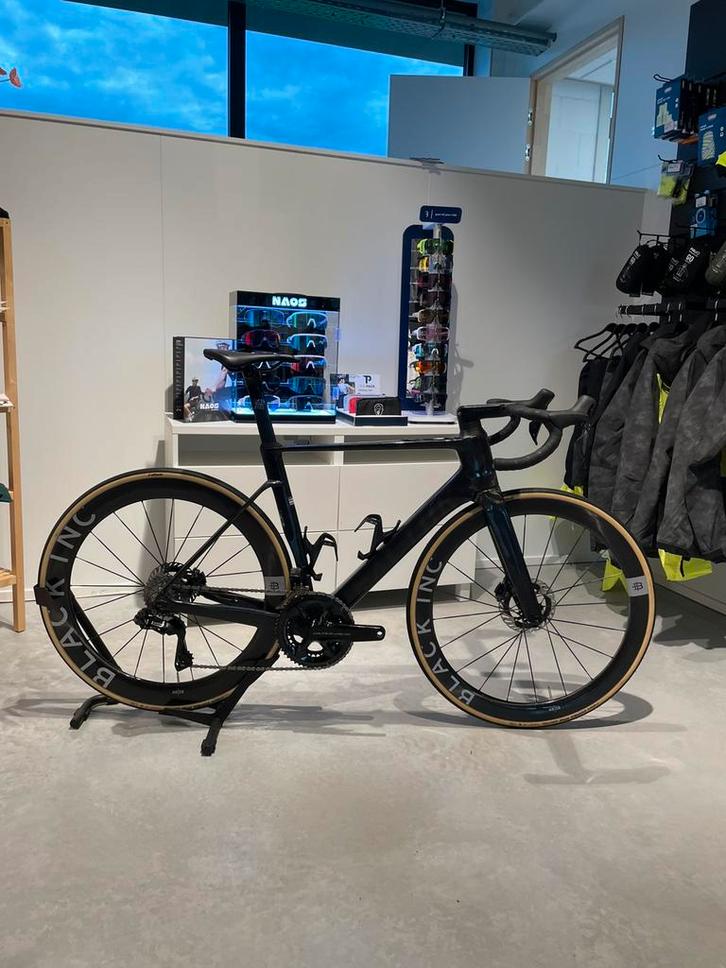 Factor Ostro VAM 2.0 54 DEMO, Fietsen en Brommers, Fietsen | Racefietsen, Zo goed als nieuw, Overige merken, Meer dan 20 versnellingen