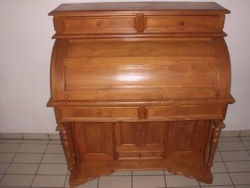 Secretaire beschikbaar voor biedingen