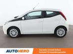 Toyota Aygo 1.0-VVT-i X-Play (bj 2021, automaat), Auto's, Toyota, Stof, Gebruikt, Euro 6, USB
