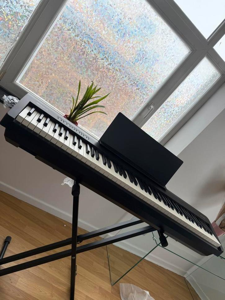 Roland FP-30 – Piano numérique 88 touches lestées, Musique & Instruments, Claviers, Comme neuf, 88 touches, Roland, Enlèvement