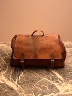 Lederen tas, Ophalen, 50 cm of meer, Zo goed als nieuw, 30 tot 40 cm