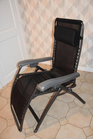 Chaise longue ajustable neuf de qualité allemande + oreiller