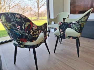 3 bijzetstoelen beschikbaar voor biedingen