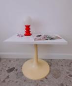 table basse vintage pied tulipe, Ophalen