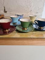 5 tasses et sous tasses de couleurs différentes année  1958, Collections, Comme neuf, Enlèvement ou Envoi