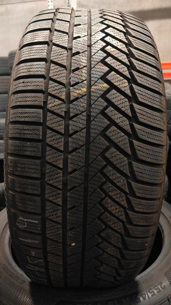 255/45r19 continental 60€ l'unité avec montage et équilibrag, Autos : Pièces & Accessoires, Commande, Enlèvement