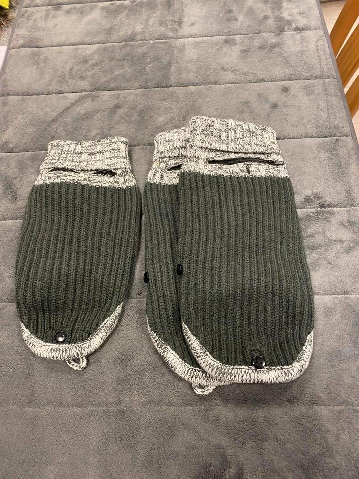 Leuke truitjes van het merk Nobby - kaki, Dieren en Toebehoren, Hondenkleding, Nieuw, Hondentrui, Ophalen of Verzenden