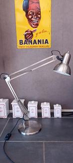 Gearticuleerde lamp
Zilverkleur, Antiek en Kunst, Ophalen of Verzenden