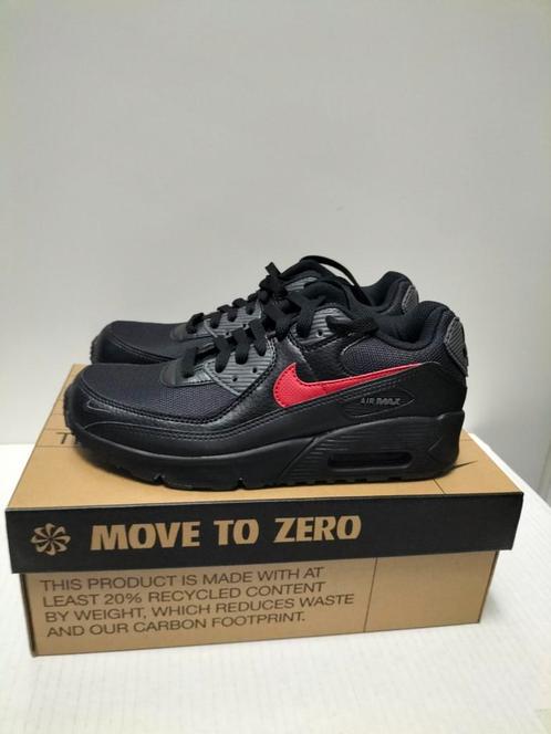 Nike Air Max 90 GS (Maat 38) Nieuw - Zwart/Rood - Kinderen, Kinderen en Baby's, Kinderkleding | Schoenen en Sokken, Nieuw, Schoenen