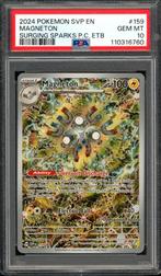 Magneton [Pokemon Center ETB Promo] PSA 10 - SVP159 - Promo, Hobby en Vrije tijd, Verzamelkaartspellen | Pokémon, Ophalen of Verzenden