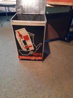 Blikken koffiedoos, Enlèvement