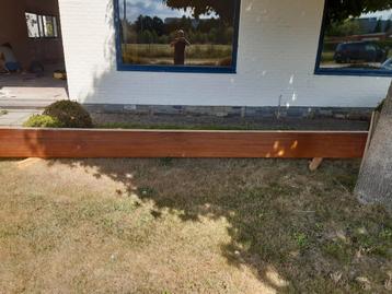 Balk 4 meter lang tropisch hout afzelia?, Doe-het-zelf en Bouw, Hout en Planken, Ophalen, Zo goed als nieuw, Overige houtsoorten