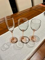 Vintage set wijn- en champagne glazen Luminarc Rosaline, Enlèvement, Comme neuf, Autres types