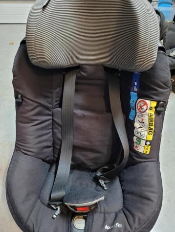 Maxi Cosi Axissfix autostoel beschikbaar voor biedingen