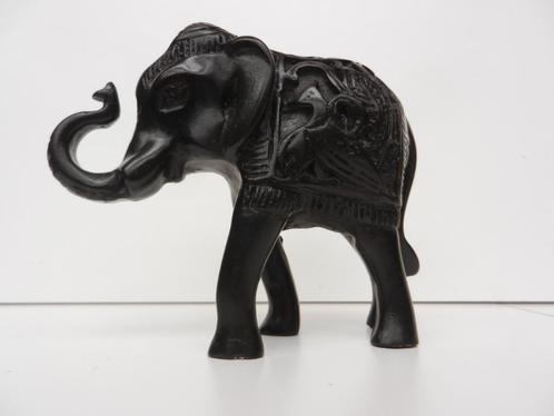 decoratief olifantje zonder slagtanden composite materiaal, Verzamelen, Beelden en Beeldjes, Zo goed als nieuw, Dier, Ophalen of Verzenden