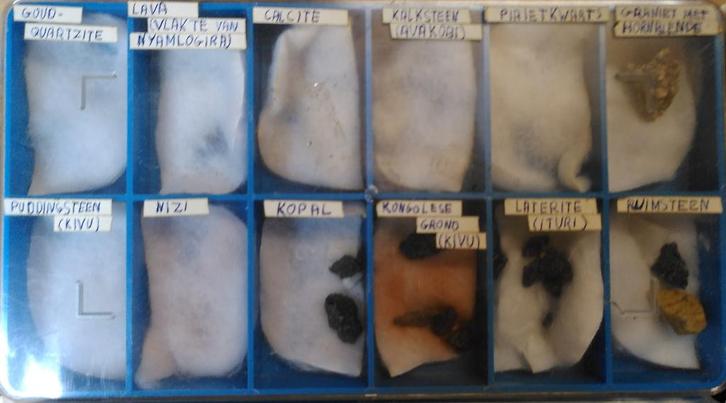 Collectie mineralen, gesteenten en stenen, Verzamelen, Mineralen en Fossielen, Overige typen, Ophalen