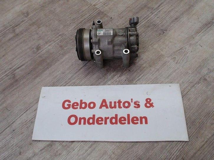 AIRCO POMP Renault Twingo (C06) (01-1993/06-2007), Auto-onderdelen, Airco en Verwarming, Renault, Gebruikt