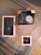 Horloge ketting oorbellen, Handtassen en Accessoires, Horloges | Dames, Overige merken, Overige materialen, Overige materialen