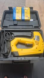 nietjes machine, Doe-het-zelf en Bouw, Gereedschap | Zaagmachines, Ophalen, Zo goed als nieuw