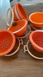 Kanarie nestjes 4 met witte ophangring ervoor. Vogelnestjes, Enlèvement, Utilisé, Accessoires pour cage