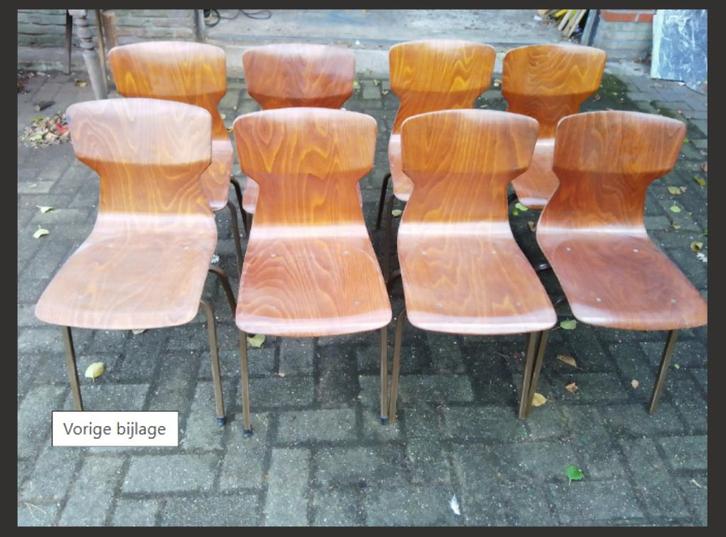 SET VAN 8 ORIGINELE  O  B  O  STOELEN, Verzamelen, Retro, Huis en Inrichting, Ophalen of Verzenden