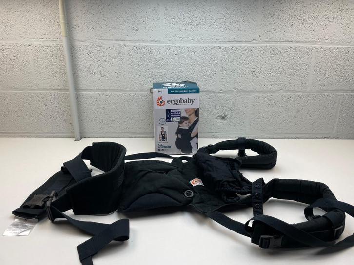 Ergobaby 360 draagzak Pure black, Kinderen en Baby's, Babydragers en Draagdoeken, Zo goed als nieuw, Draagzak, Buik, Rug of Zij