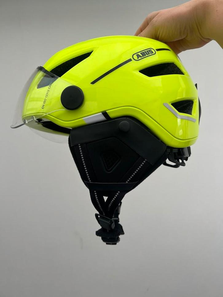 Speed Pedelec - Fietshelm - ABUS, Fietsen en Brommers, Fietsaccessoires | Fietshelmen, Zo goed als nieuw, Ophalen